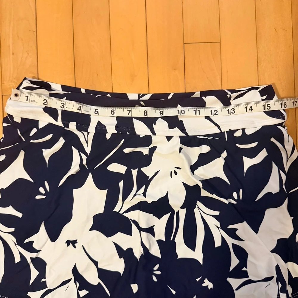 Anne Cole Navy and White Hidden Pockets Floral Swim Skirt - Picture 4 of 10